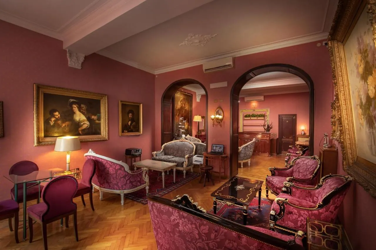 Residenza Frattina Hotel Rome 2*,