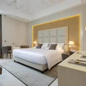 Aleph Hotel, Curio Collection By Hilton Otel