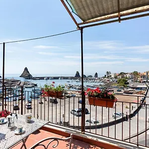 La Finestra Dei Ciclopi Aci Castello